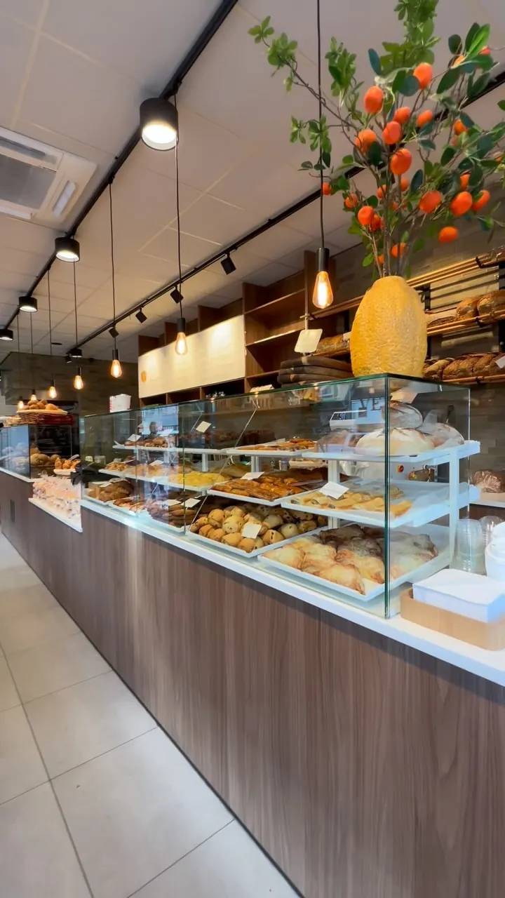 De toonbank in de nieuwe winkel